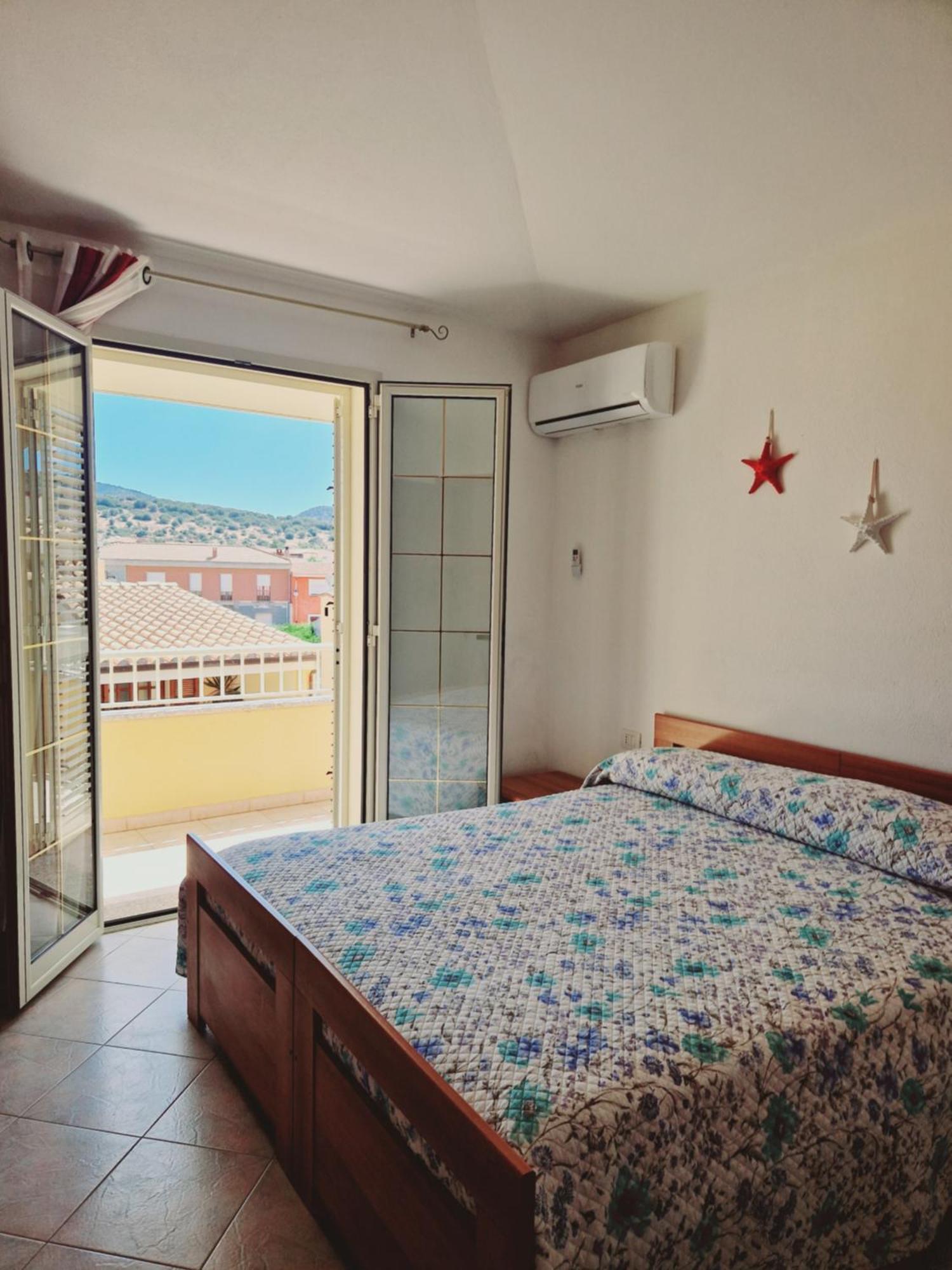 Affittacamere Sofy Villasimius Exterior foto